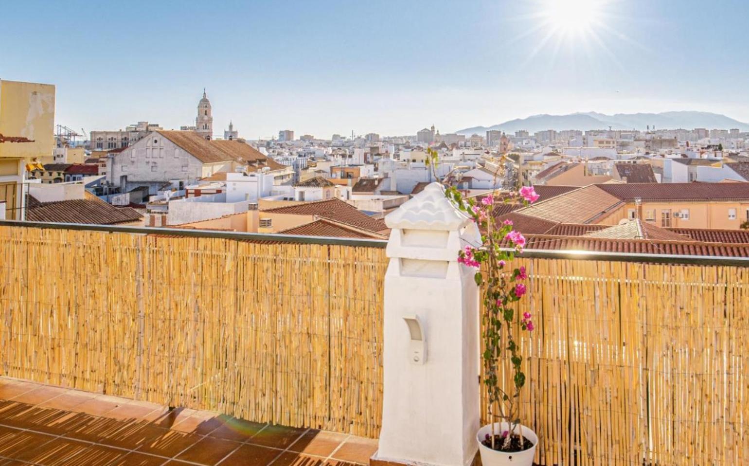 Apartamento Centrico La Merced - Free Parking & Free Gym Málaga Eksteriør billede